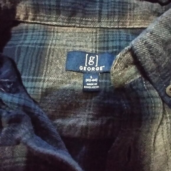 upcycled flannel shirt w/ custom DEFTONES back patch - Picture 3 of 4